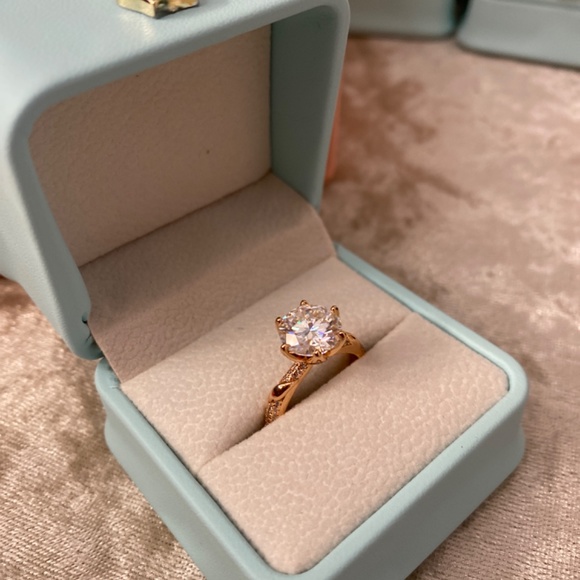 3ct classic cut round moissanite rose gold ring. SOLD - Picture 4 of 10